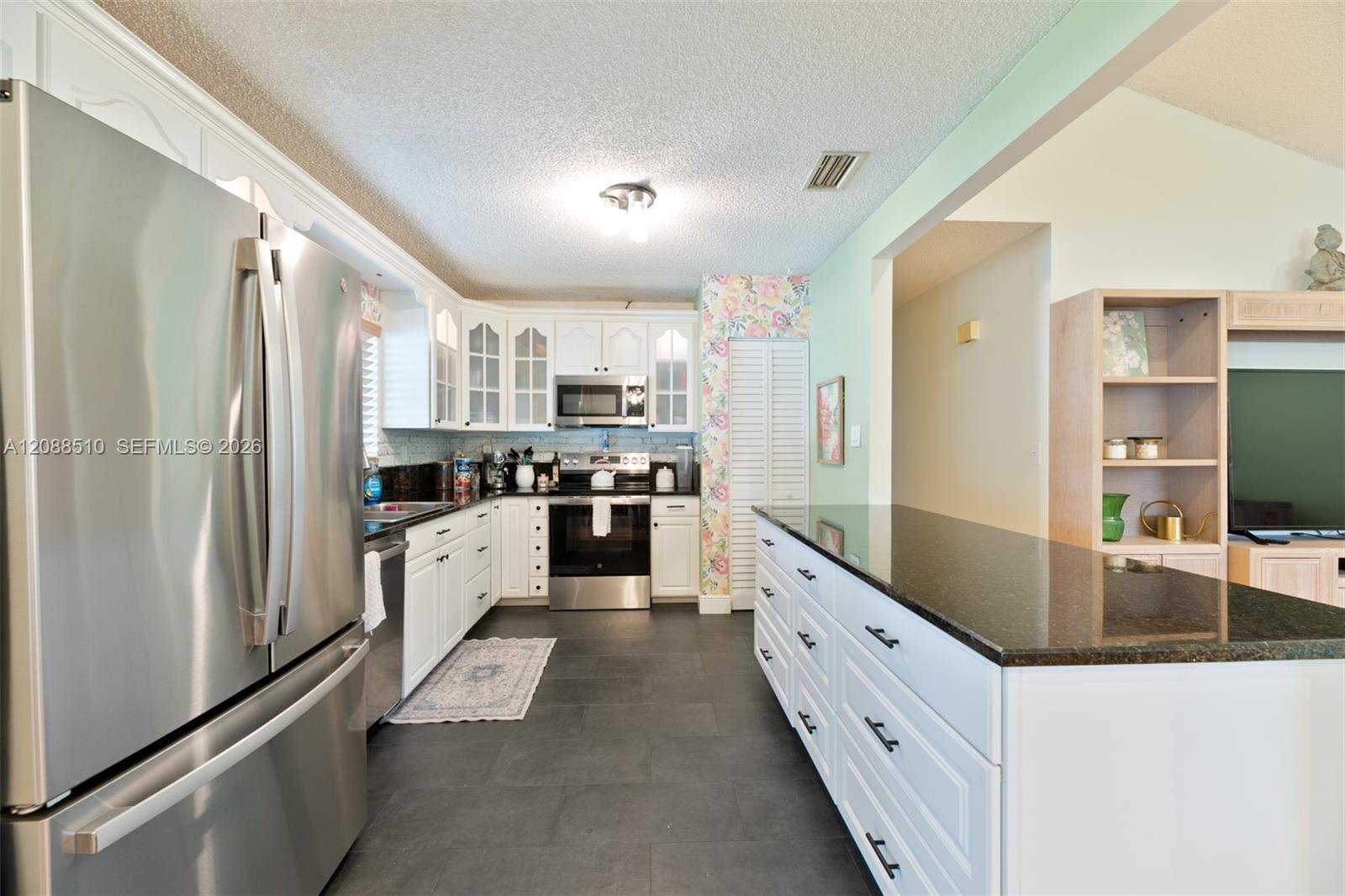 2160 NW 110th Ave, Sunrise FL 33322 photo 3