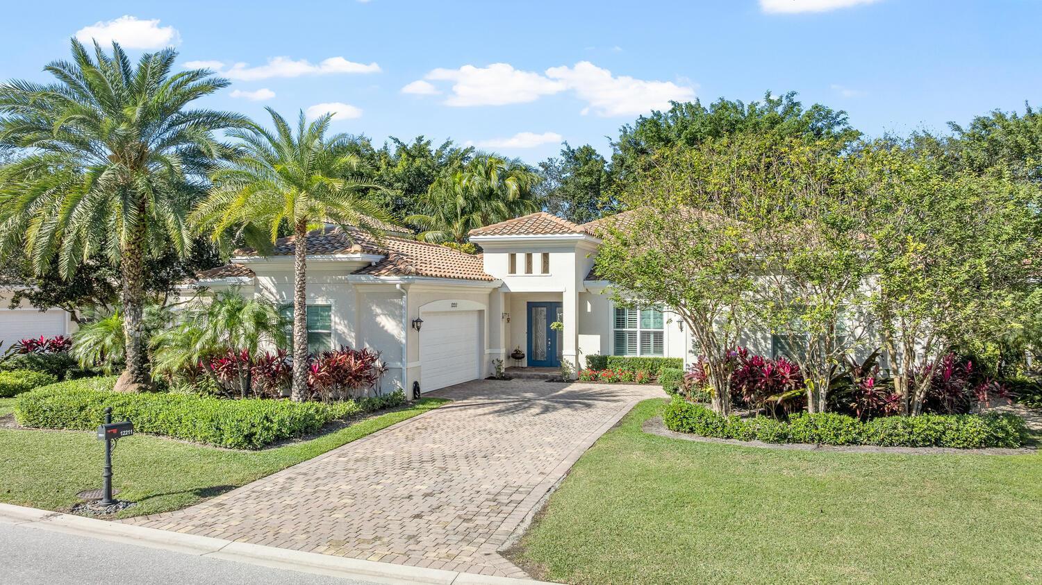 12211 SUNNYDALE Drive, Wellington FL 33414 photo 2
