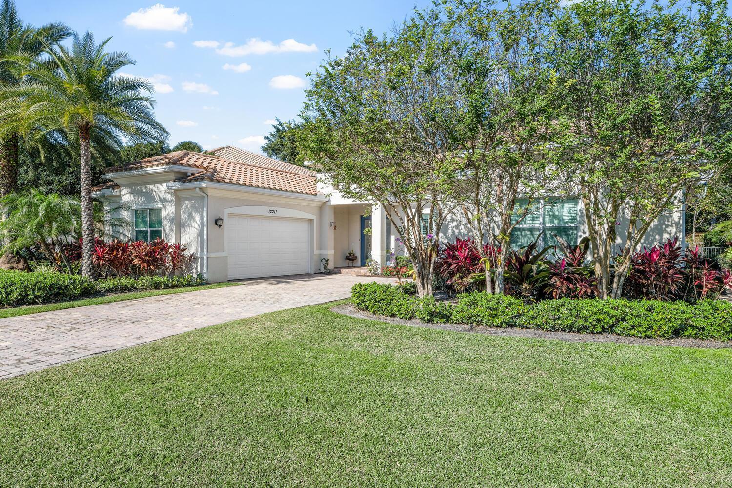 12211 SUNNYDALE Drive, Wellington FL 33414 photo 3