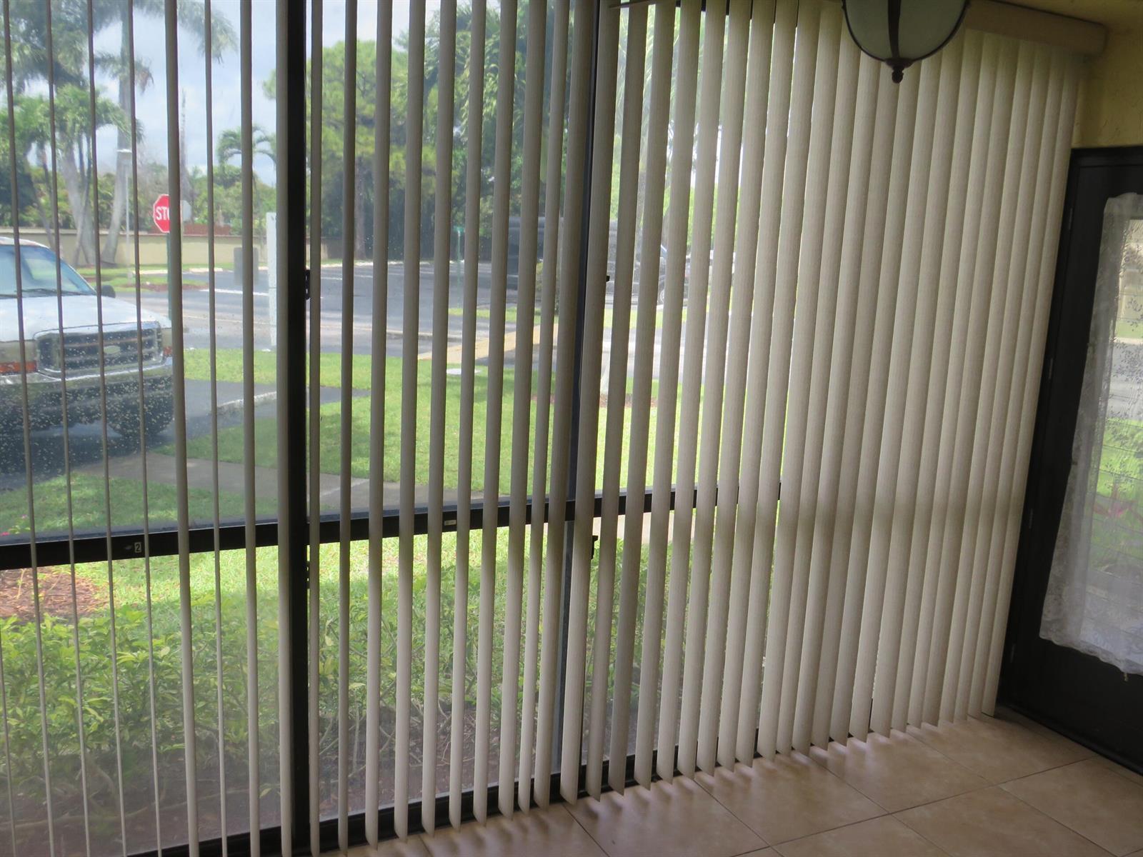 335 PINE RIDGE Circle # 1, FL 33463 photo 3