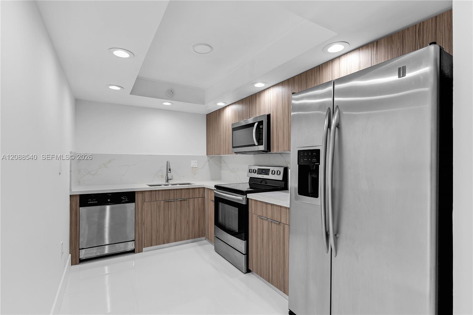 14250 SW 62nd St # 423, Miami FL 33183 photo 3