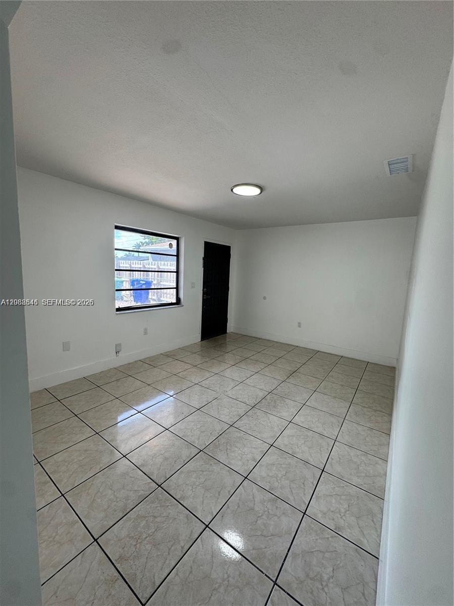1107 NW 30th Ave # 1107, Miami FL 33125 photo 3
