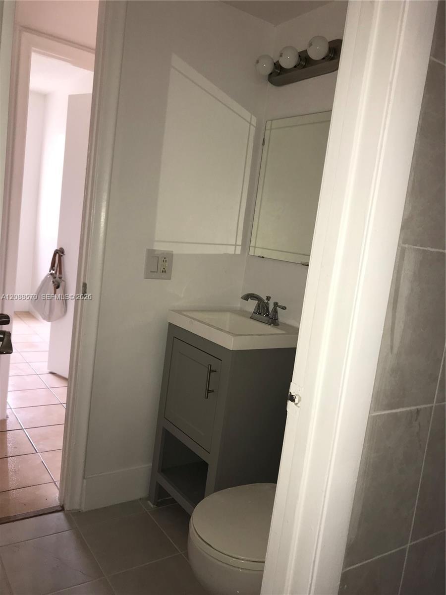 666 NW 114th Ave # 203, Sweetwater FL 33172 photo 3