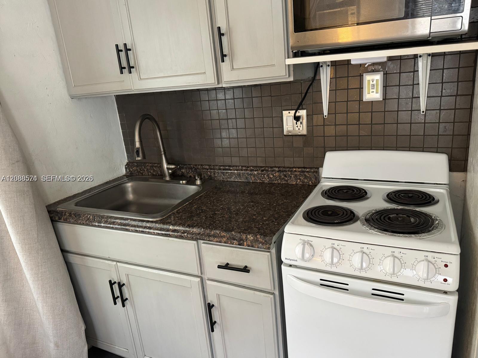 1101 NE 14th Ave # 1, Fort Lauderdale FL 33304 photo 2