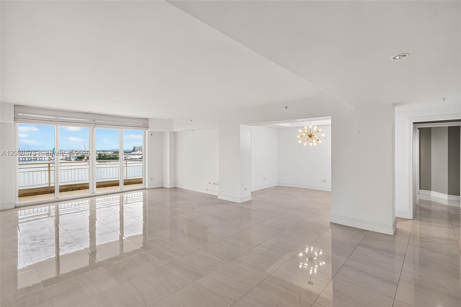 848 Brickell Key Dr # 1104, Miami FL 33131 photo 3