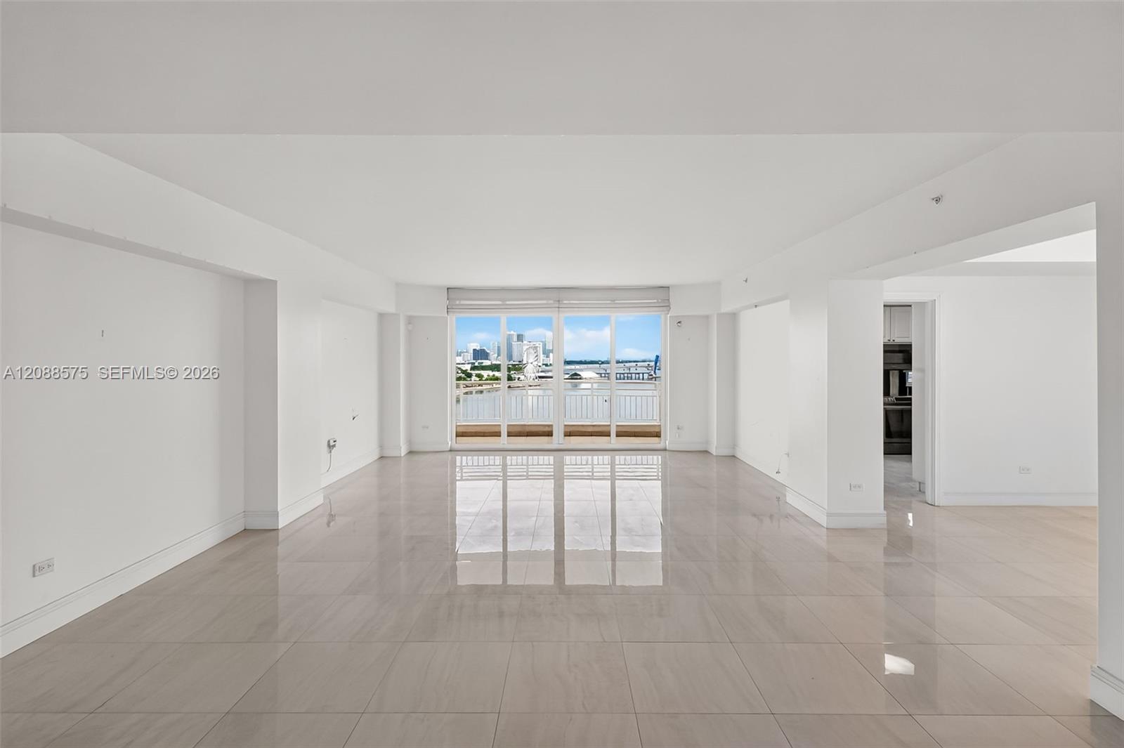 848 Brickell Key Dr # 1104, Miami FL 33131 photo 4