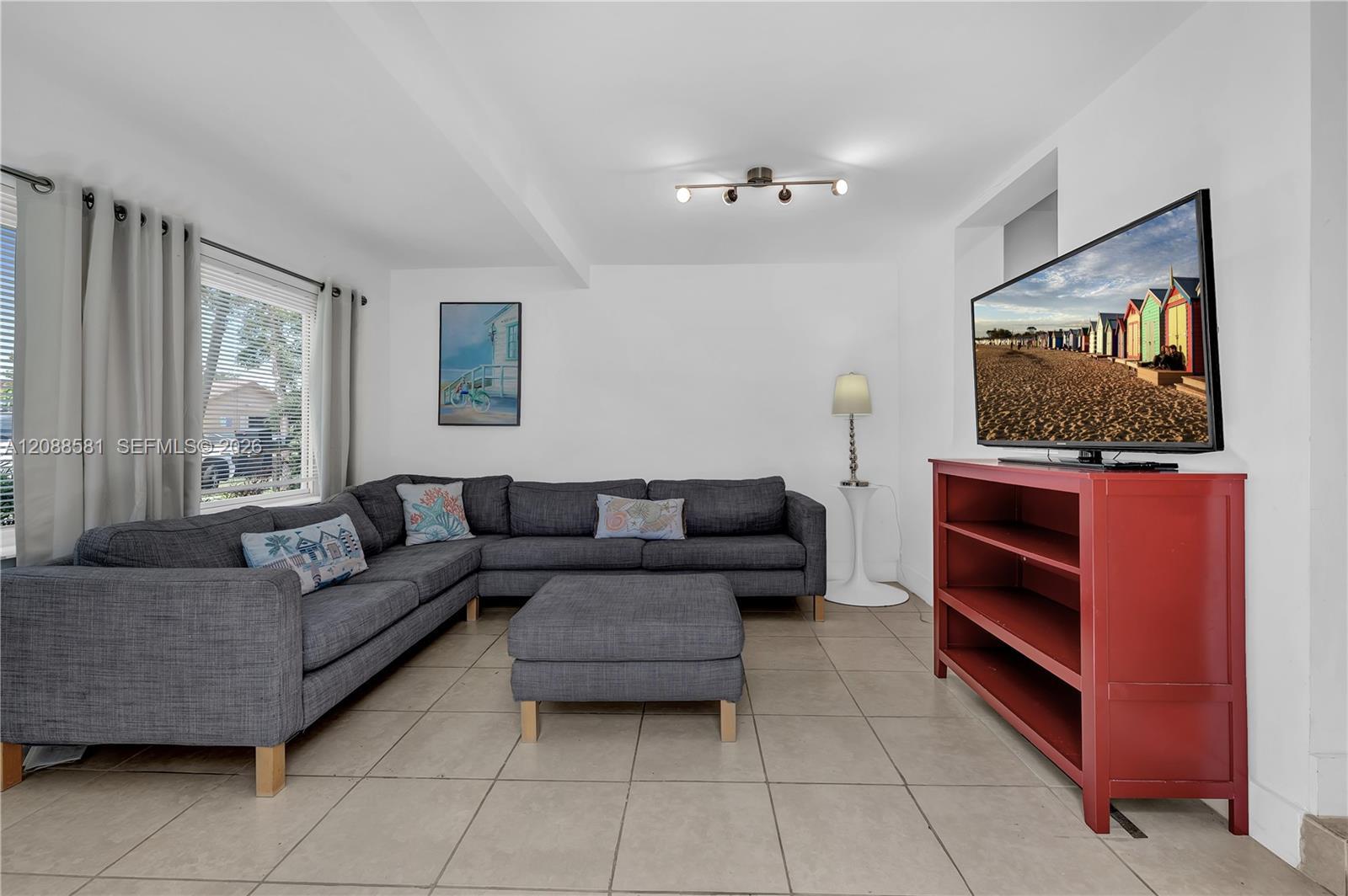 326 SW 14th St # 2, Dania Beach FL 33004 photo 3