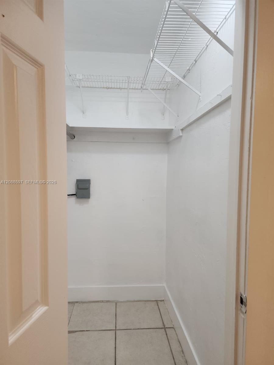 443 SW 4th Ave # 3, Miami FL 33130 photo 4