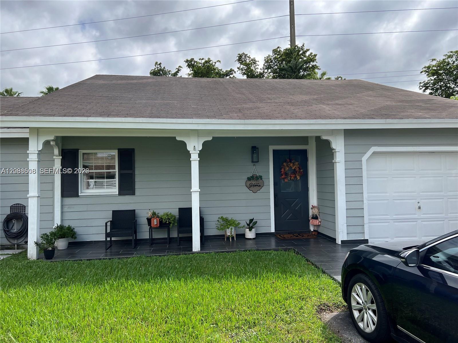 15115 SW 140th Pl, Miami FL 33186