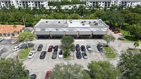 10781 NW 41st St, Doral FL 33178 photo 2