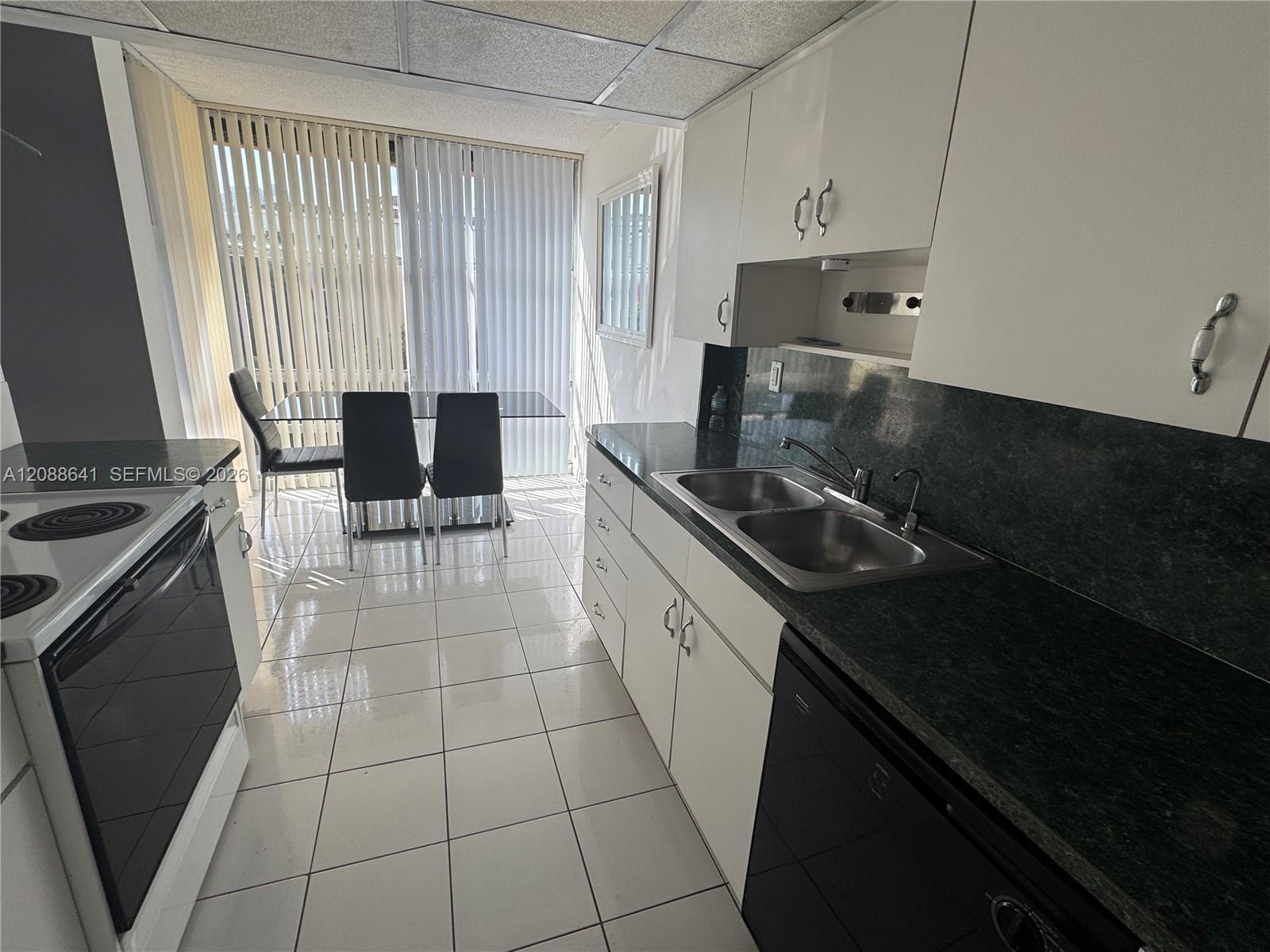 200 172nd St # 522, Sunny Isles Beach FL 33160 photo 5
