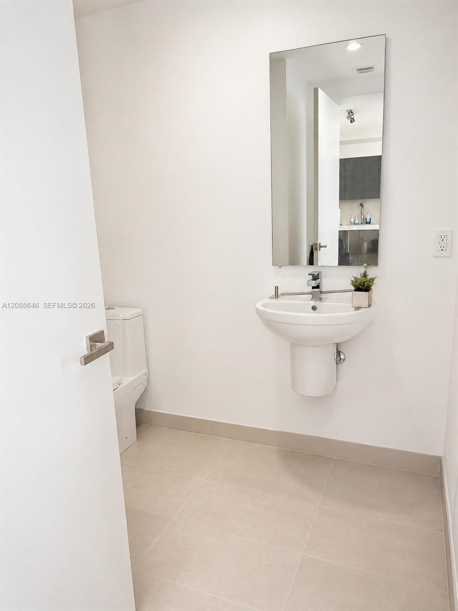 1080 Brickell Ave # 907, Miami FL 33131 photo 2