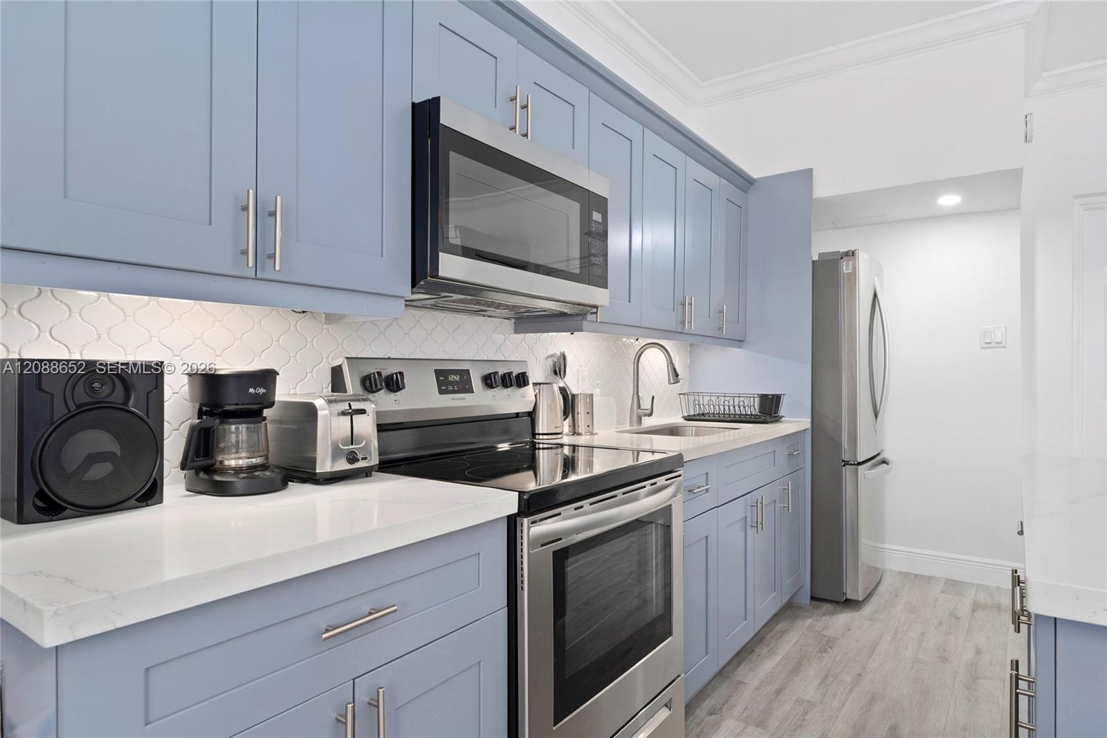 26 Diplomat Pkwy # 2390, Hallandale Beach FL 33009 photo 4