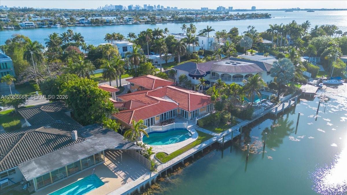 1249 Biscaya Dr # 1249, Surfside FL 33154 photo 2