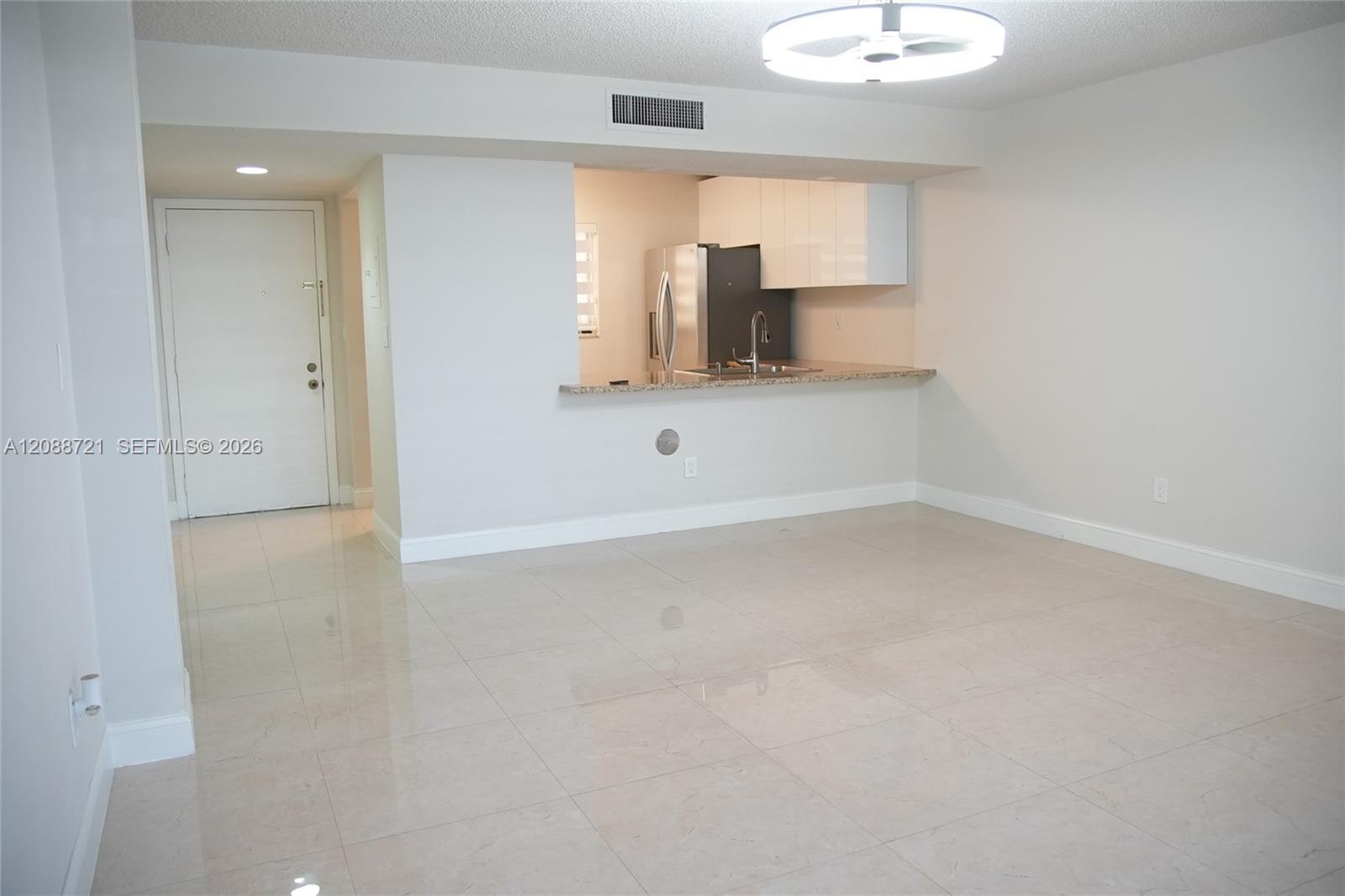 8635 NW 8th St # 103, Miami FL 33126 photo 2