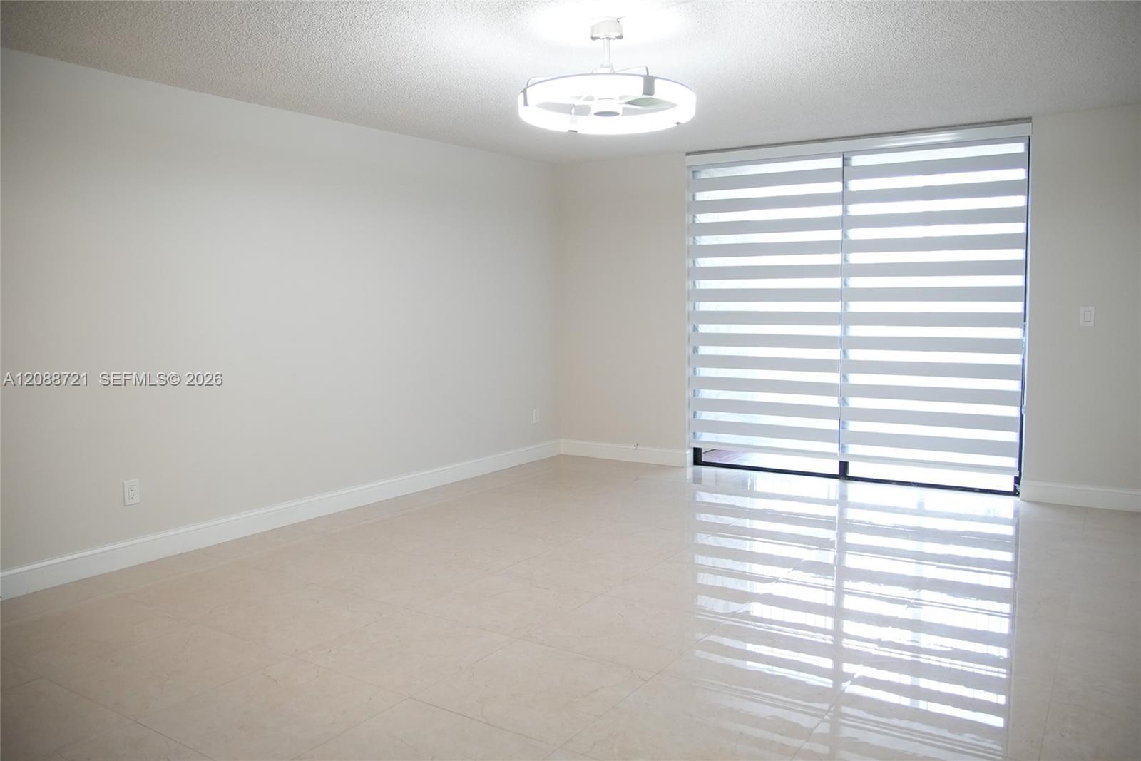 8635 NW 8th St # 103, Miami FL 33126 photo 3