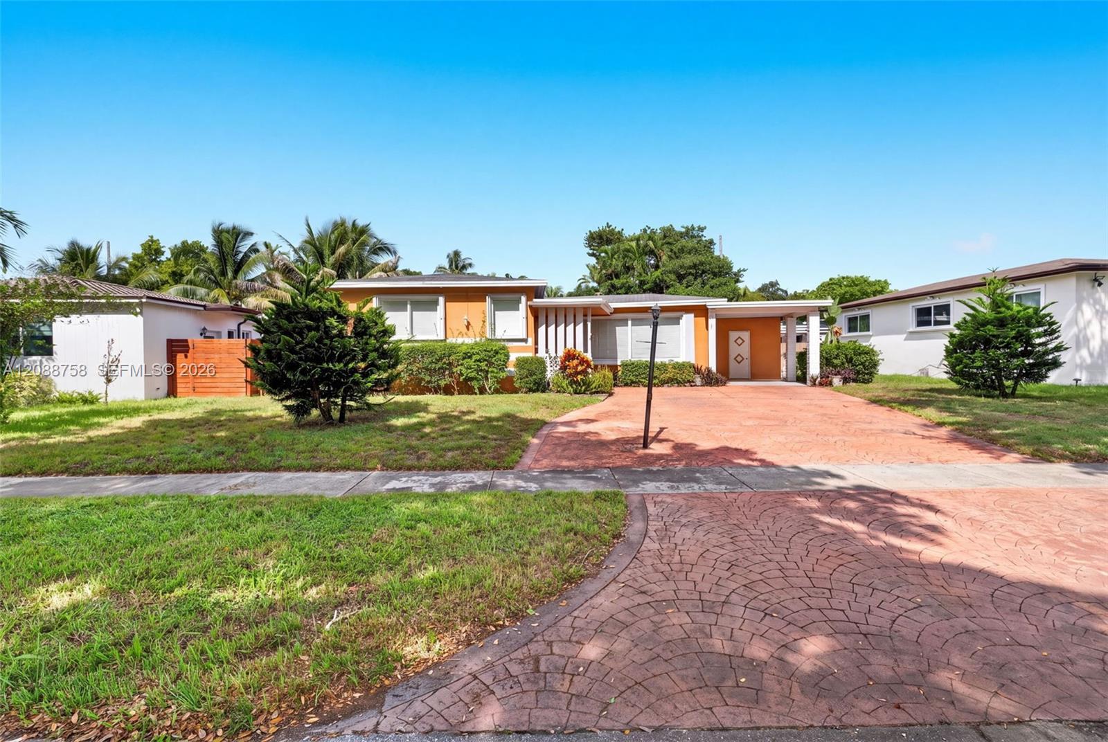 12140 NE Miami Ct, North Miami FL 33161 photo 2