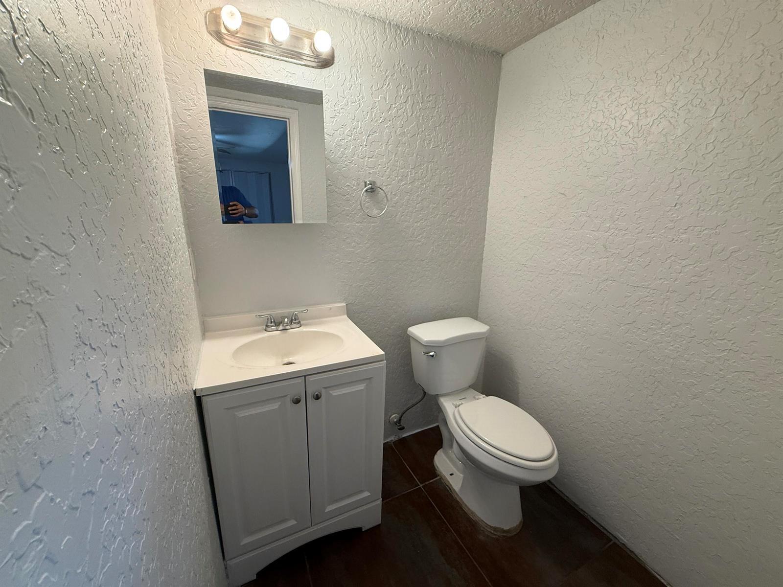 1642 NW 13TH Court, Fort Lauderdale FL 33311 photo 3