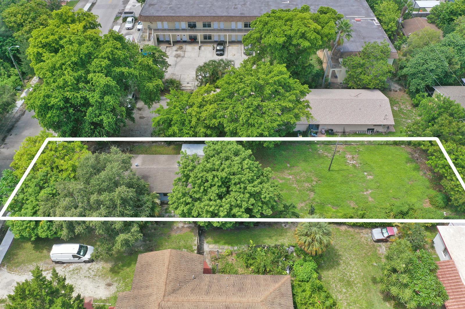 2315 MONROE Street, Hollywood FL 33020 photo 3