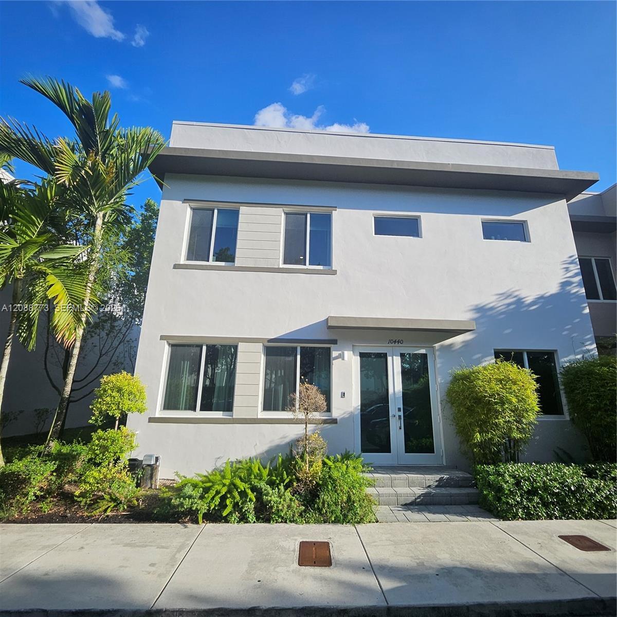 10440 NW 67th St # 10440, Doral FL 33178 photo 2