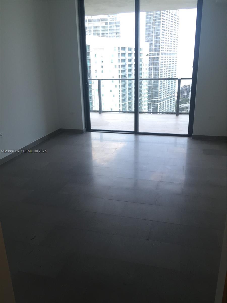 68 SE 6th St # 3405, Miami FL 33131 photo 4