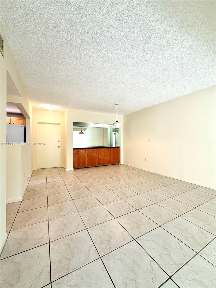 1655 NE 115th St # 11B, Miami FL 33181 photo 2