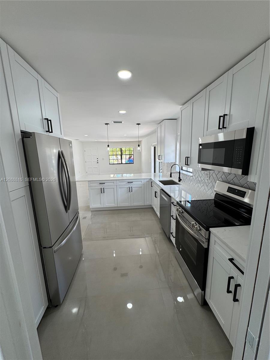 748 NW 133rd Ave, Miami FL 33182 photo 3
