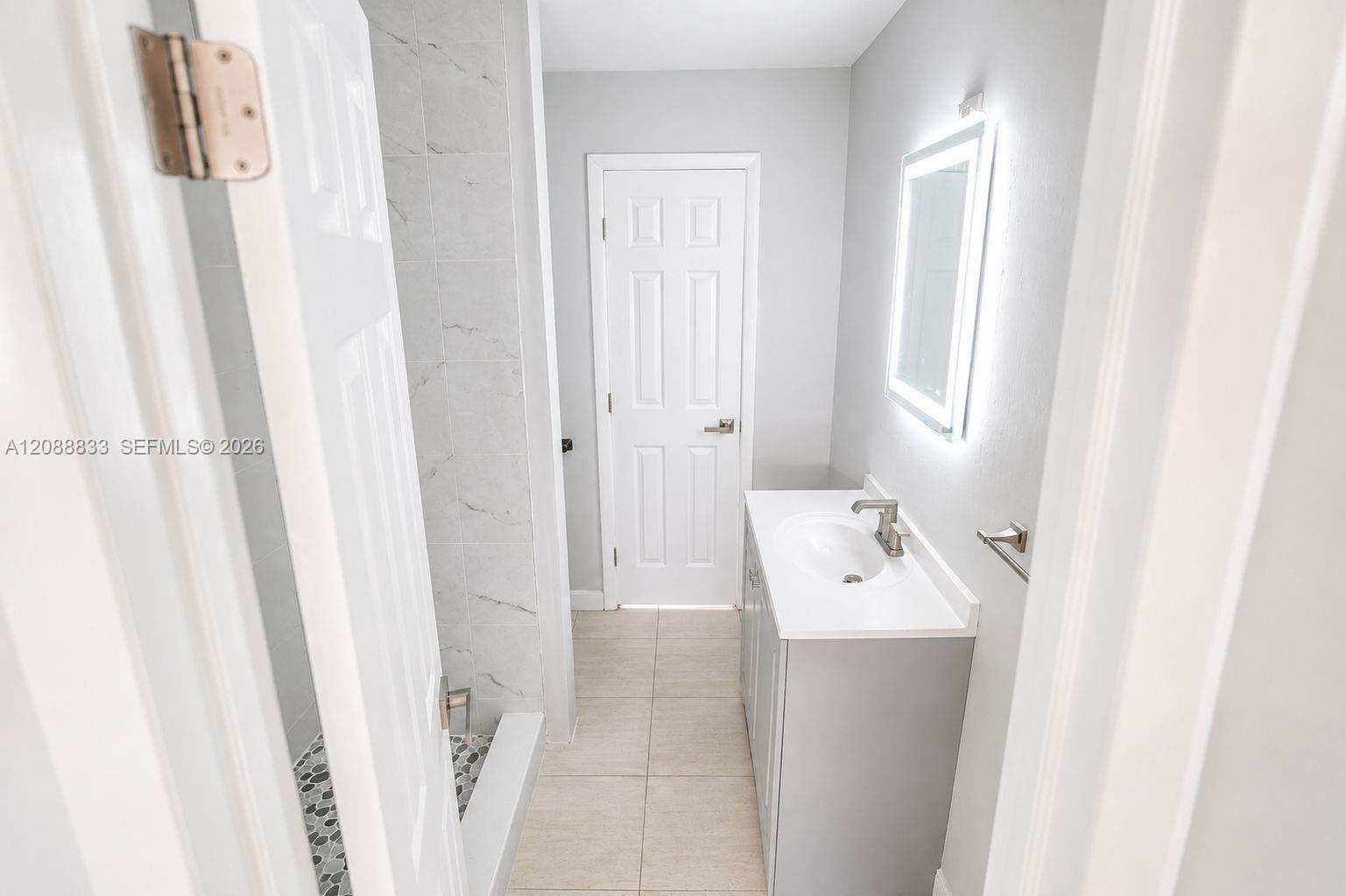 202 SW 27th Ter # 202, Fort Lauderdale FL 33312 photo 3