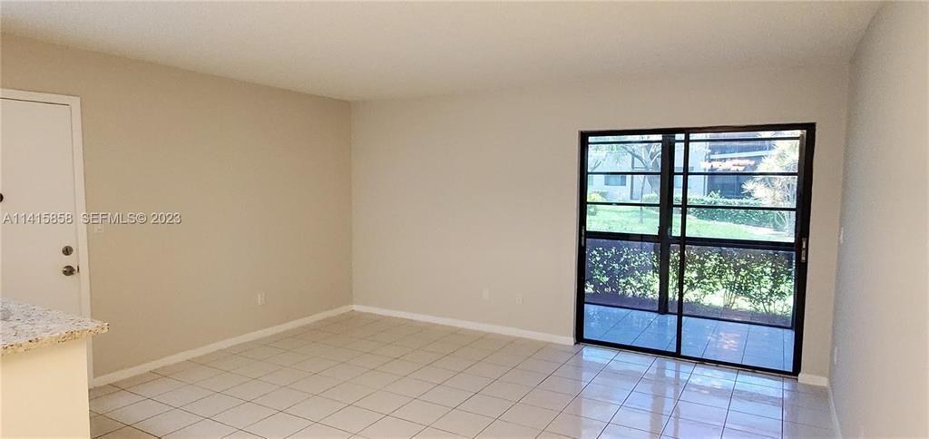 9706 S BELFORT Circle # 111, Tamarac FL 33321 photo 5