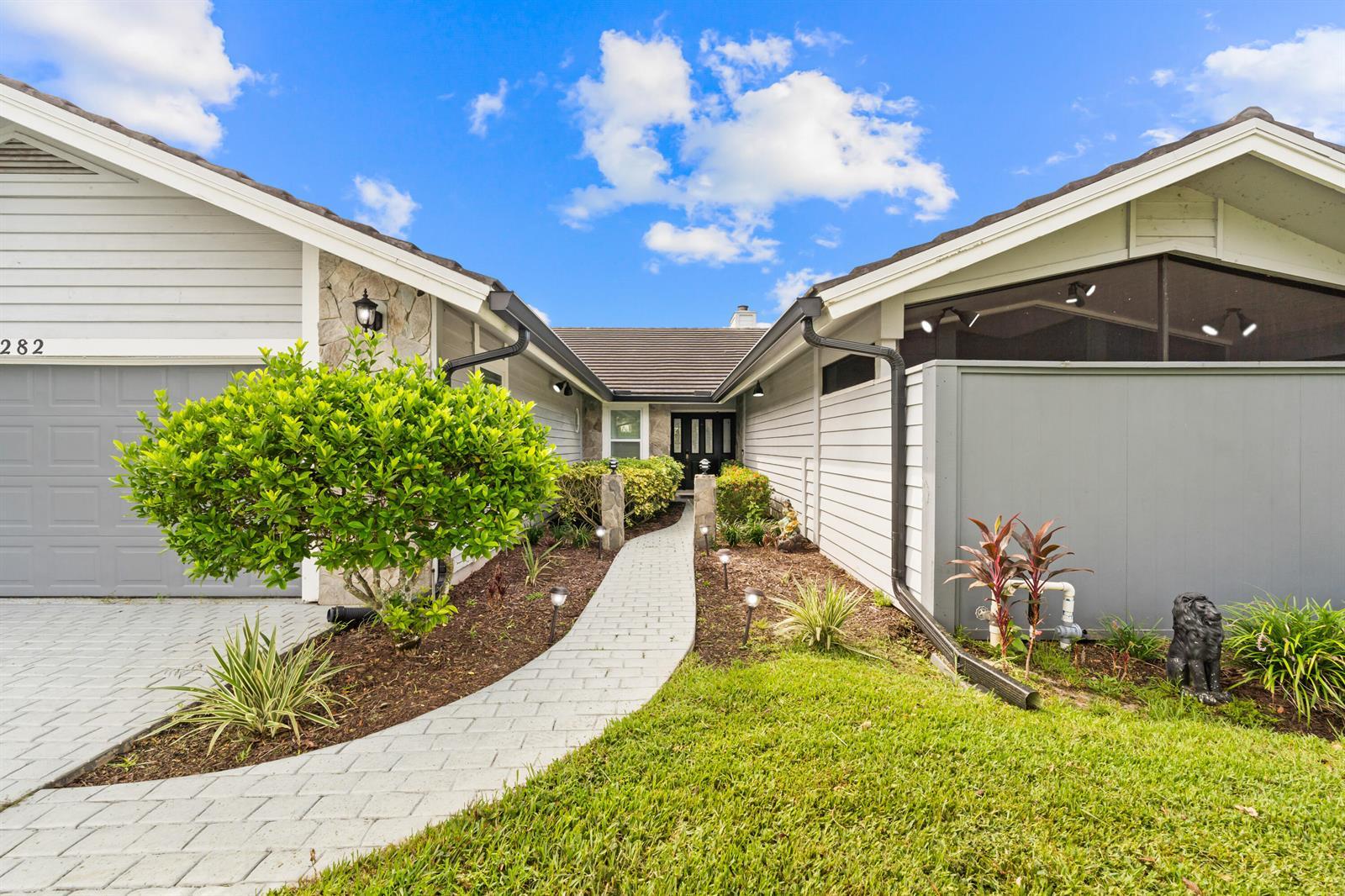 1282 SW BENT PINE Cove, Port St. Lucie FL 34986 photo 2