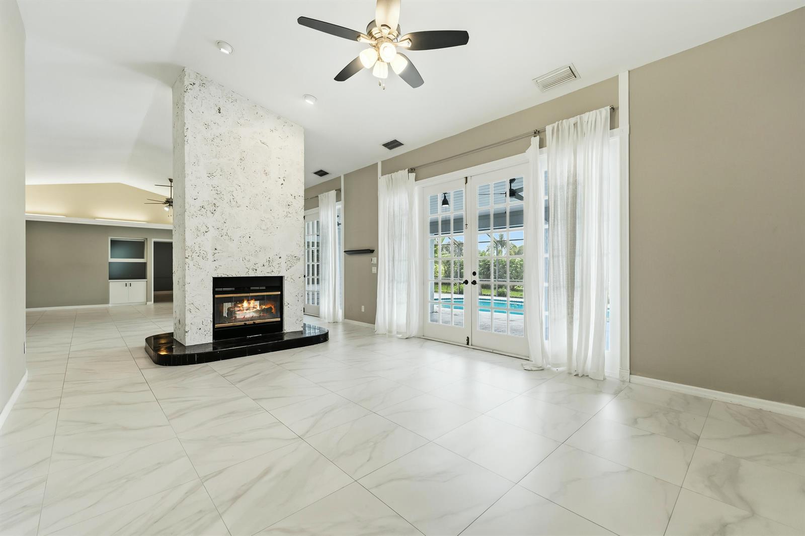 1282 SW BENT PINE Cove, Port St. Lucie FL 34986 photo 5