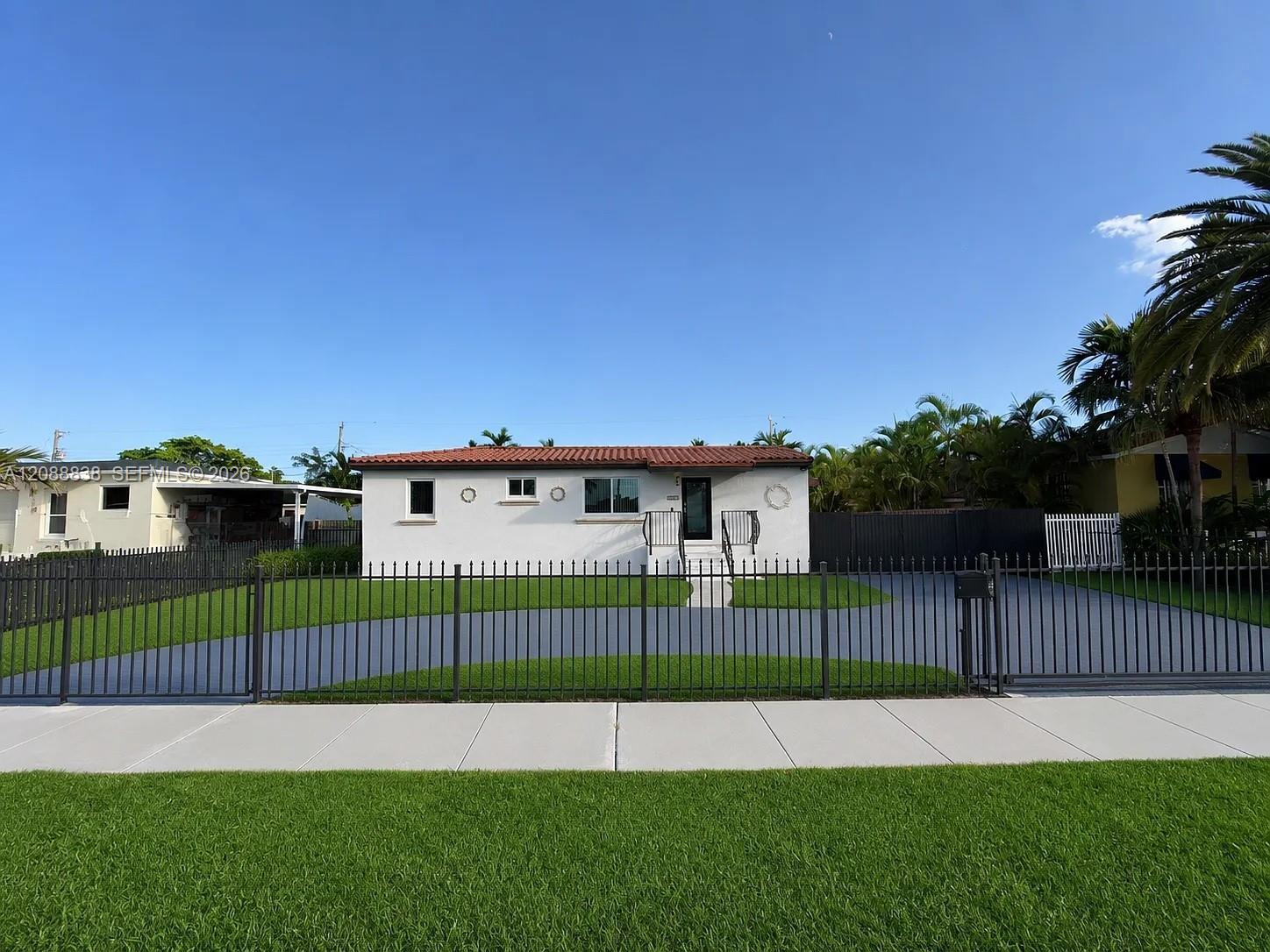 8260 SW 27th Ter, Miami FL 33155