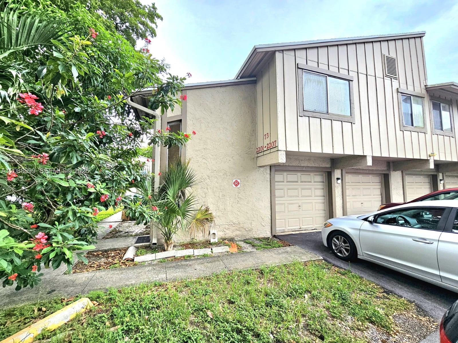 2207 NW 59th Ave, Lauderhill FL 33313 photo 3