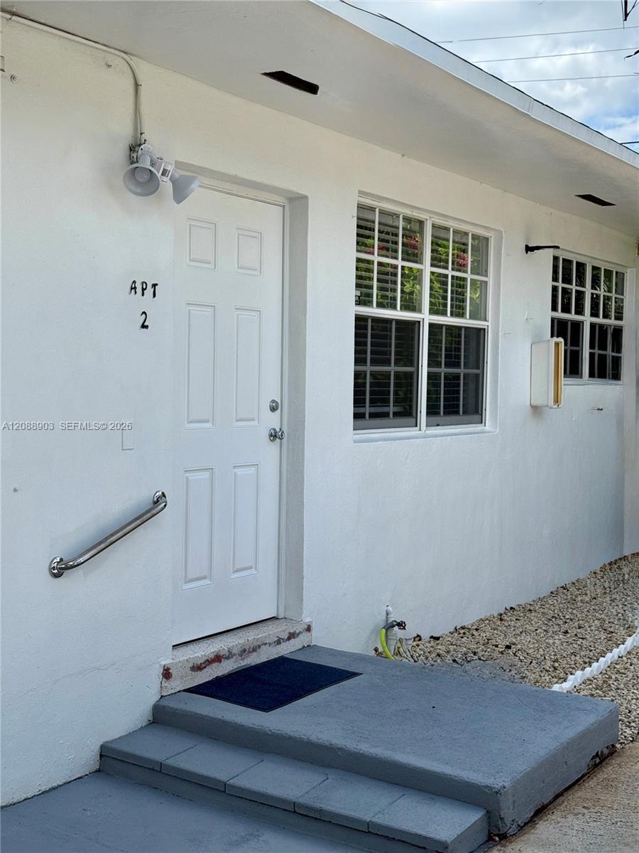 3050 NW 20th St # 2, Miami FL 33142 photo 2