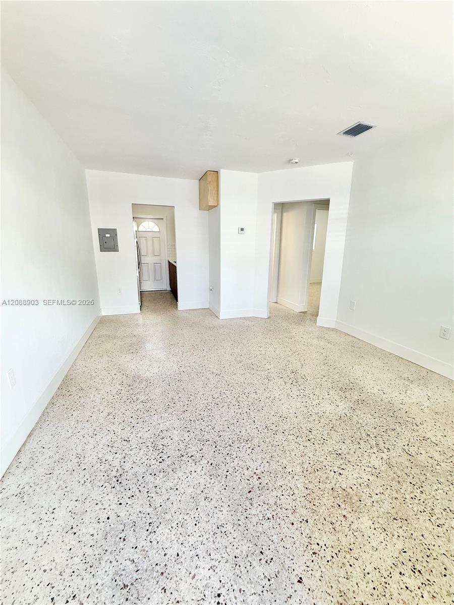 3050 NW 20th St # 2, Miami FL 33142 photo 4