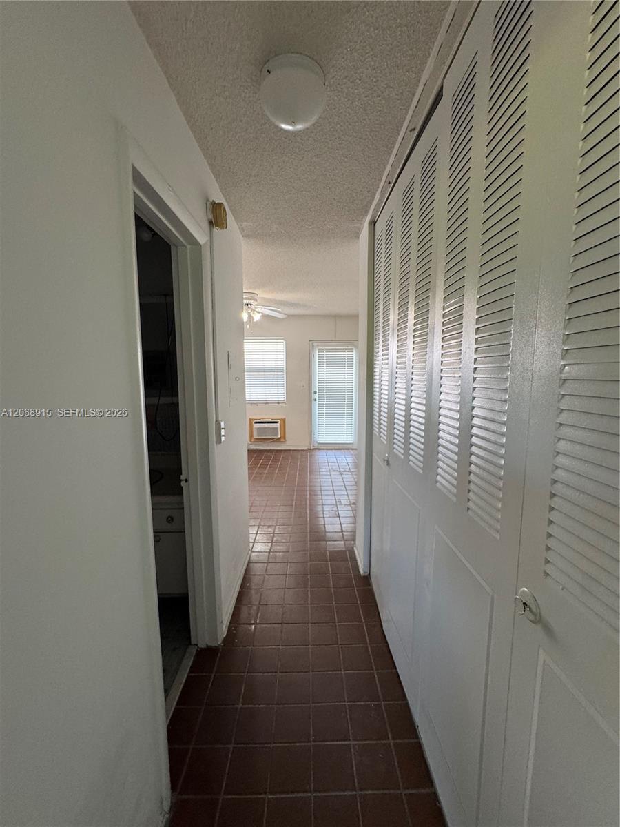 524 Washington Ave # 311, Miami Beach FL 33139 photo 4