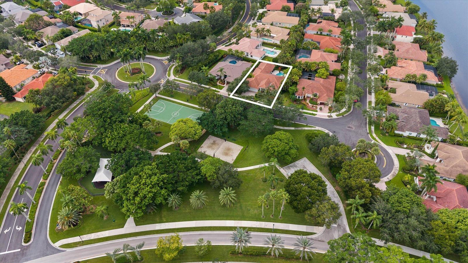 2647 EDGEWATER Drive, Weston FL 33332 photo 2