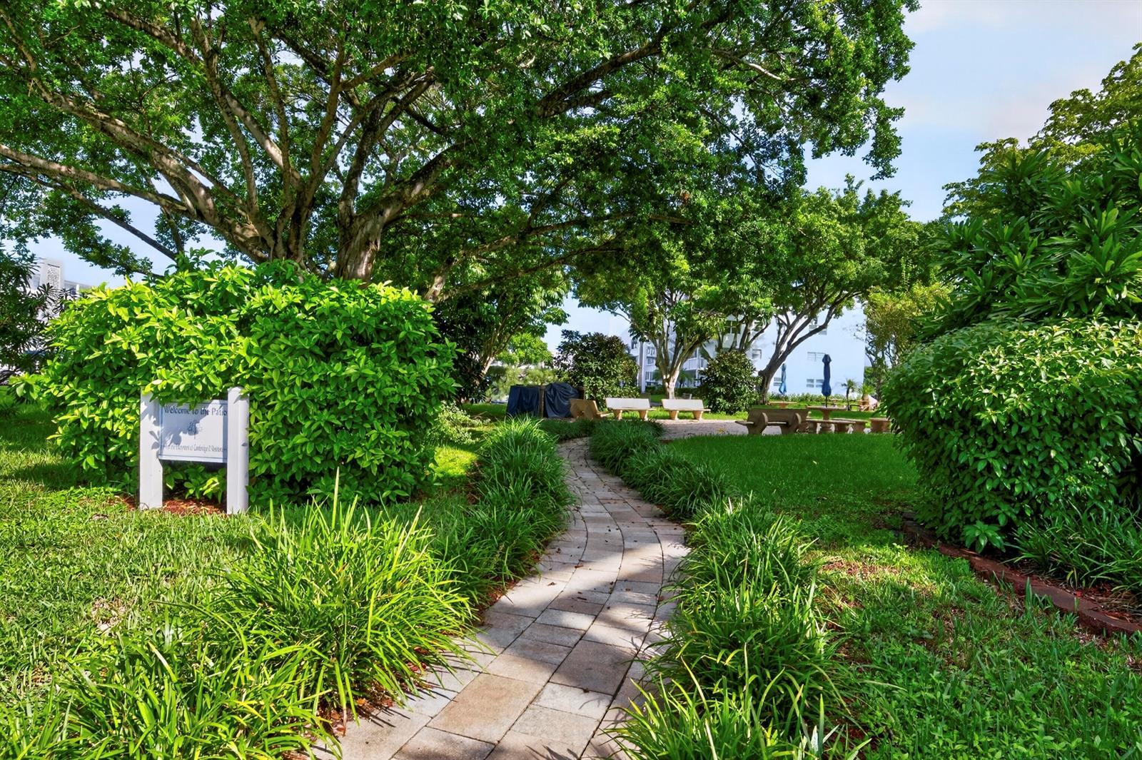 2079 Cambridge D # 2079, Deerfield Beach FL 33442 photo 2