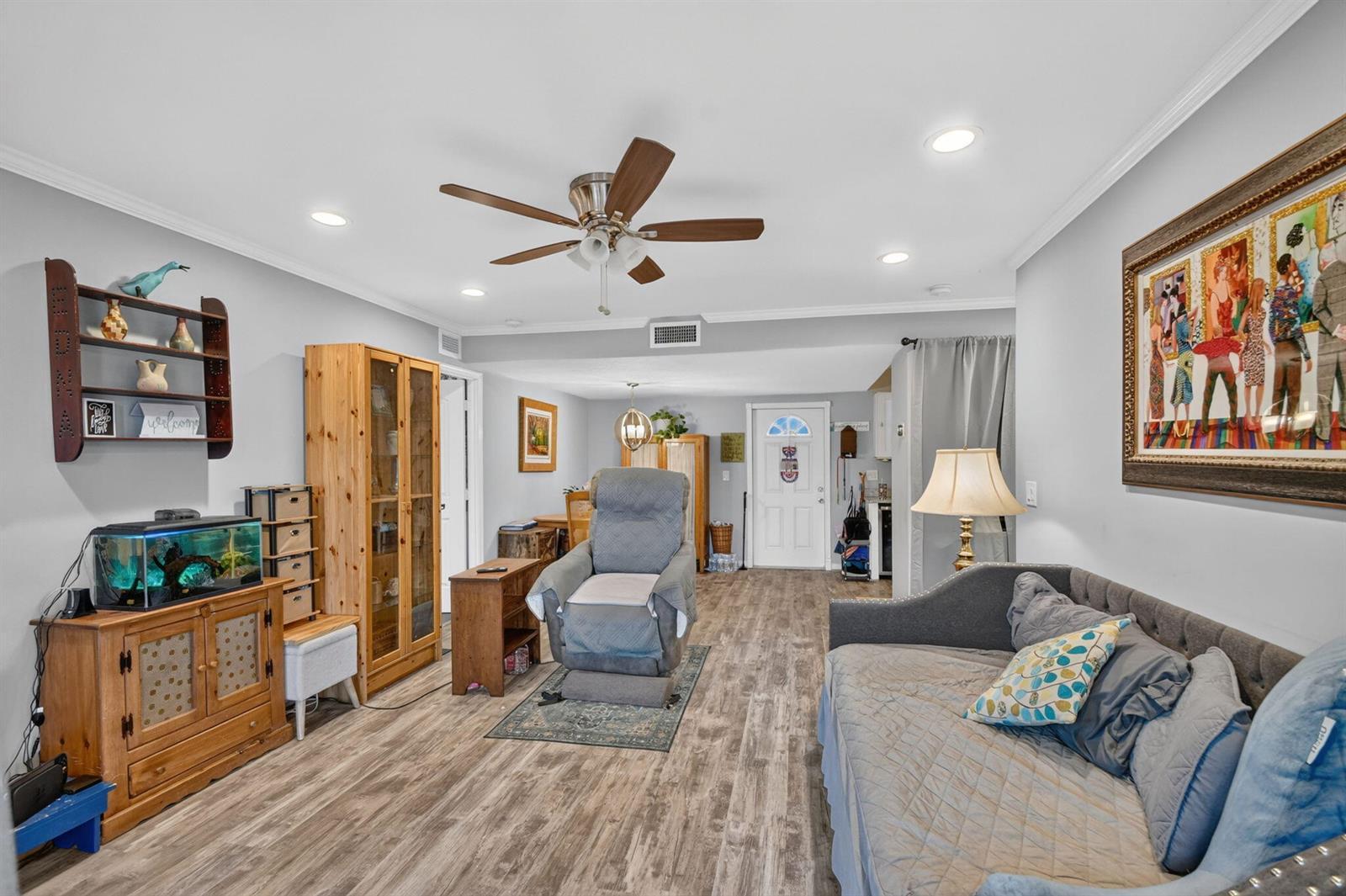 453 Lake Frances Drive, West Palm Beach FL 33411 photo 3