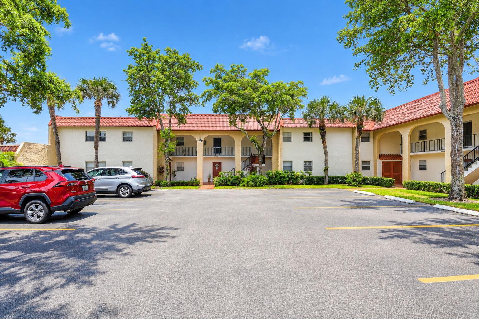 453 Lake Frances Drive, West Palm Beach FL 33411