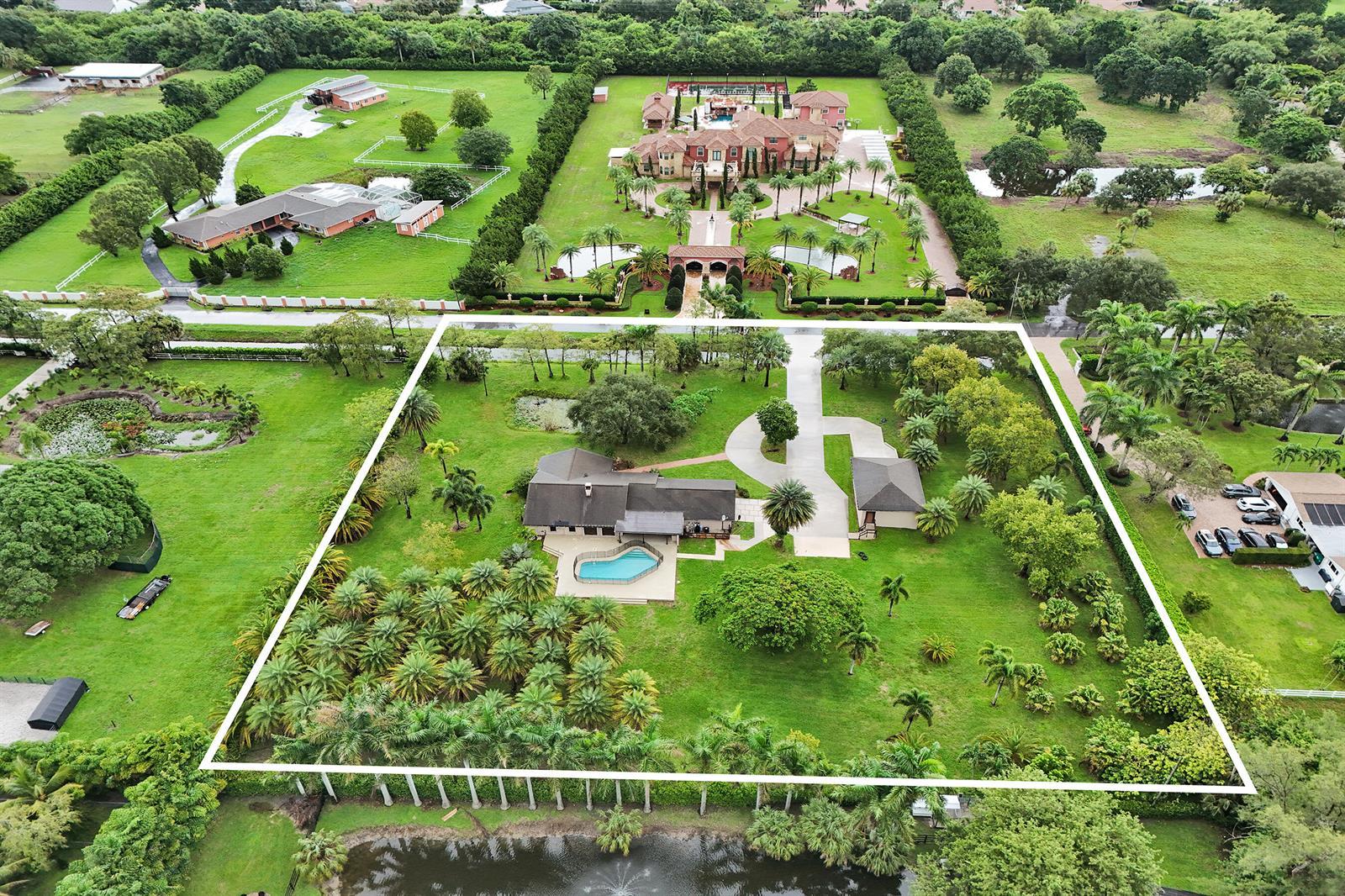 7555 NW 82ND Terrace, Parkland FL 33067 photo 2