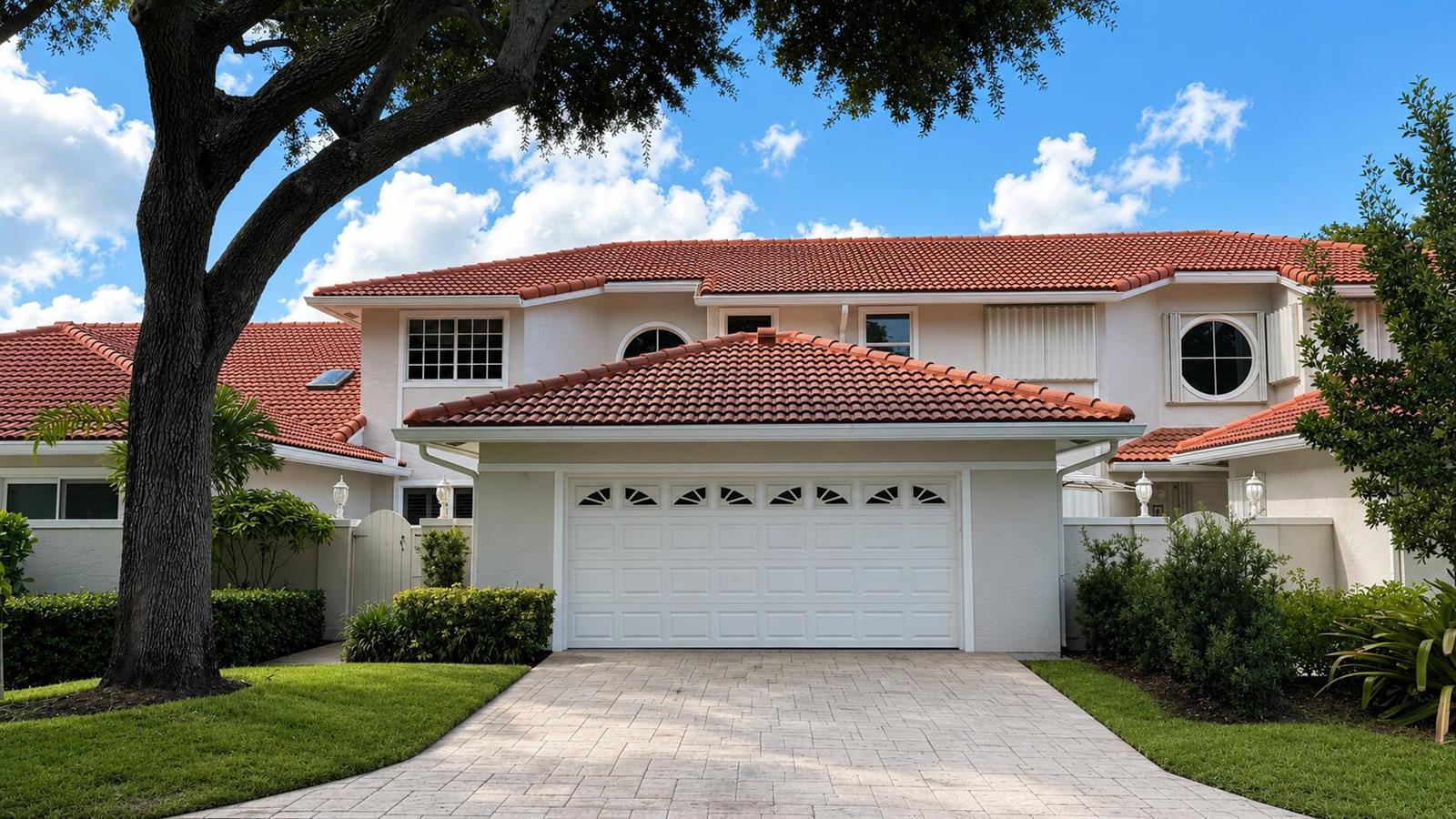 4107 CARRIAGE Drive # K2, Pompano Beach FL 33069