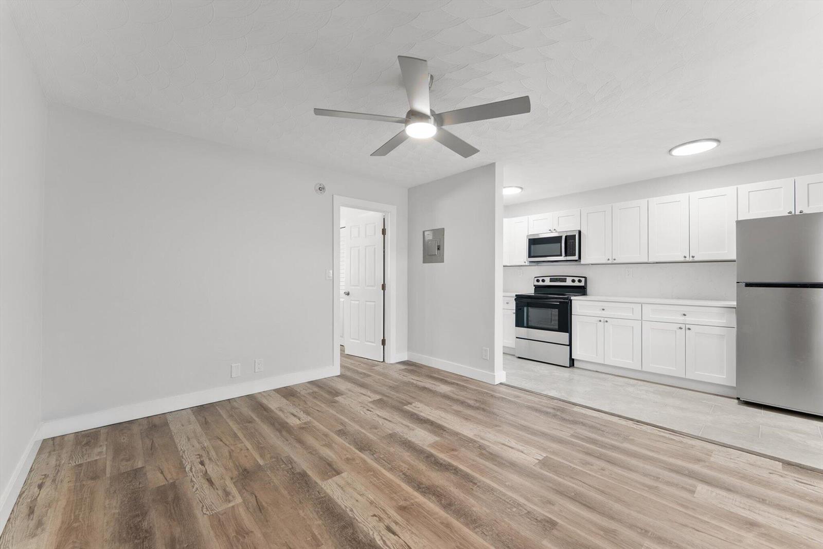 1632 NE 4th Place # 2, Fort Lauderdale FL 33301 photo 2