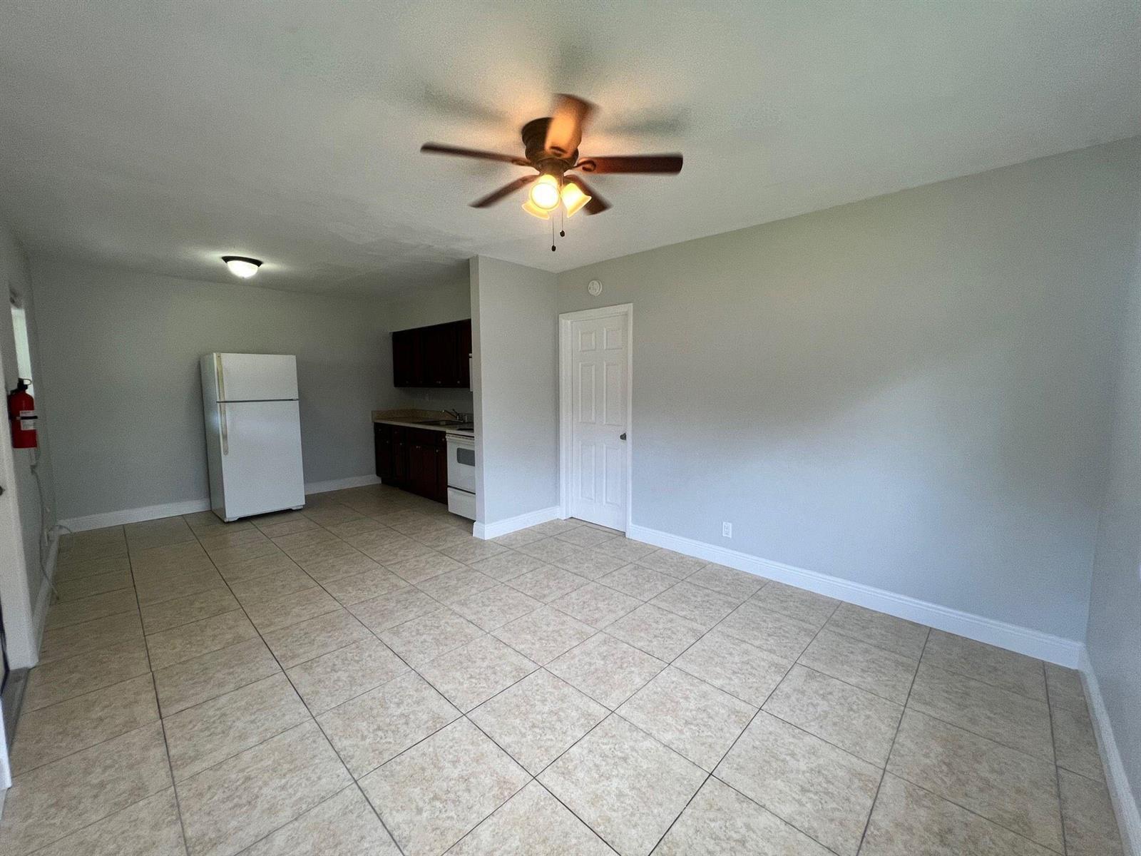 4820 Maine Street # 4, Lake Worth FL 33461 photo 3