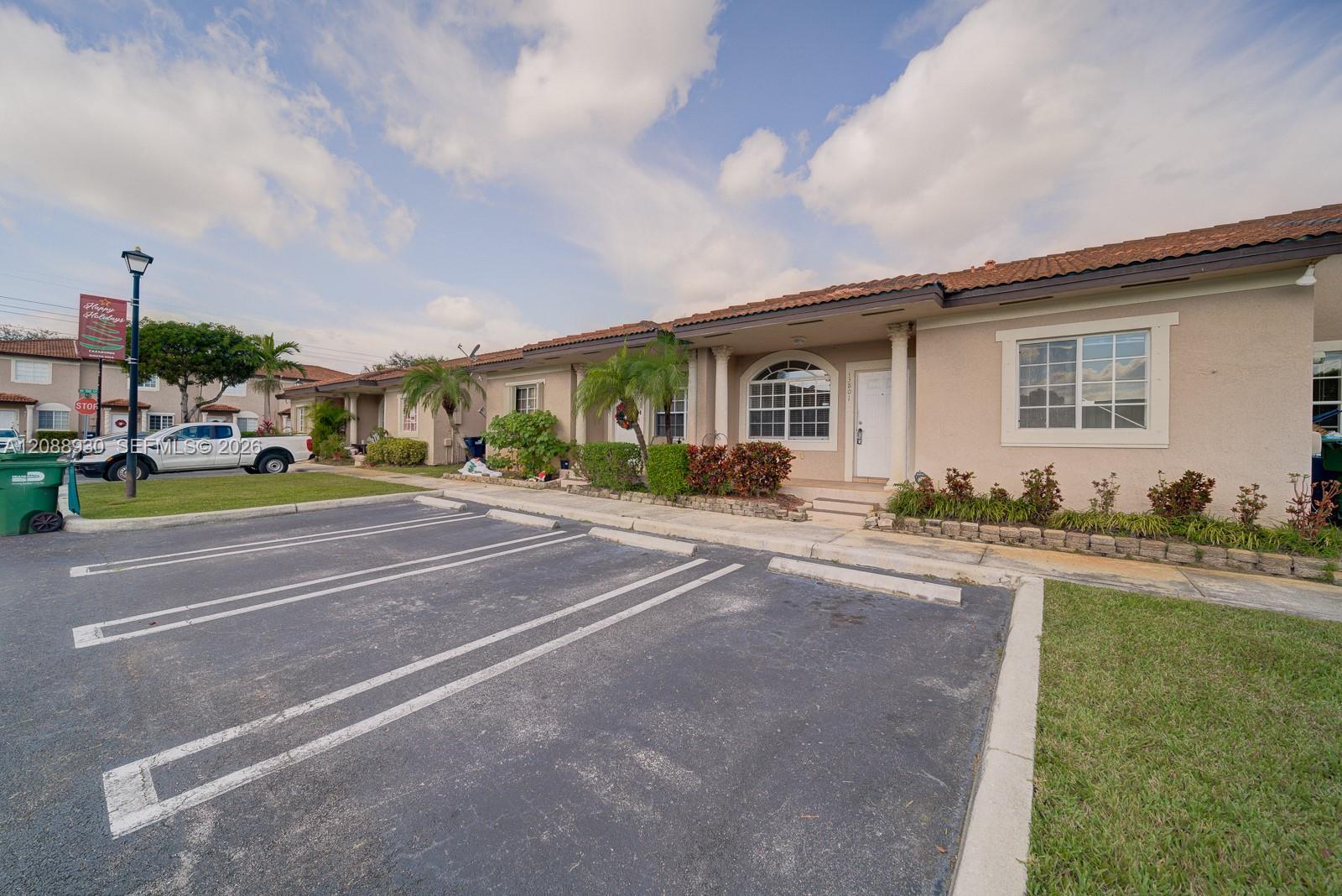 13801 SW 170th Ter, Miami FL 33177 photo 2