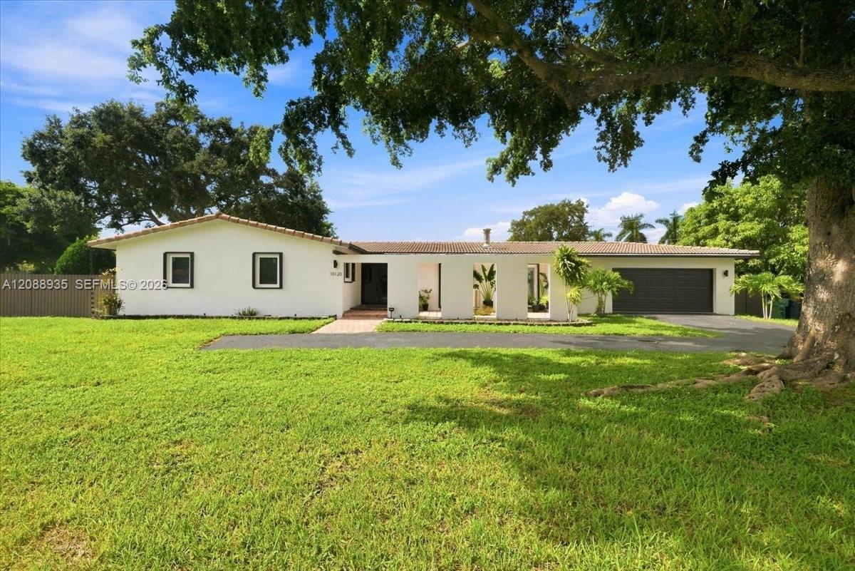 10120 SW 128th St, Miami FL 33176 photo 2