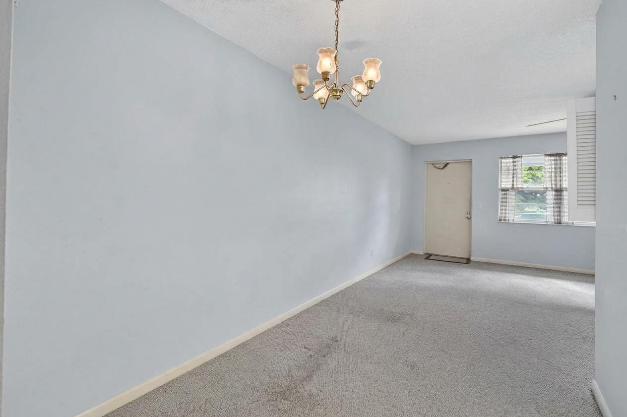 306 Farnham M, Deerfield Beach FL 33442 photo 5