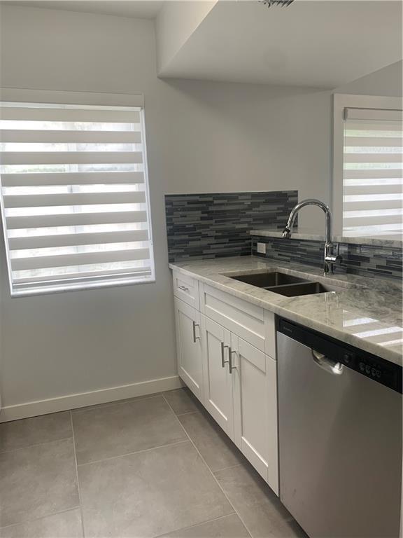 103 Riviera Circle, Weston FL 33326 photo 3