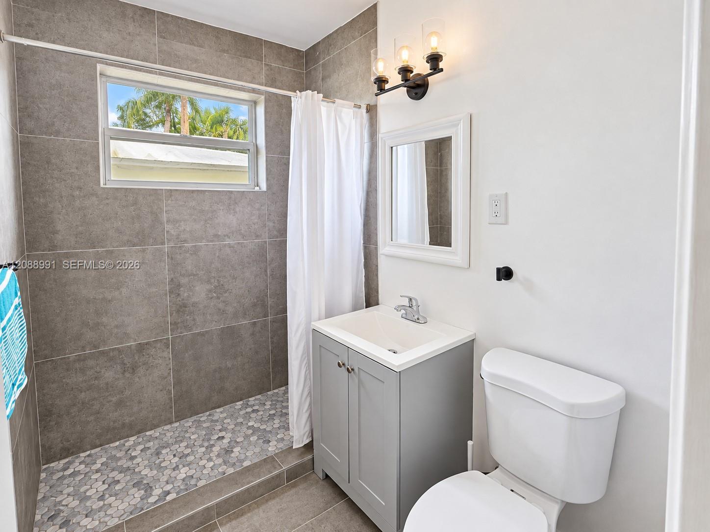 926 79th Ter # 8, Miami Beach FL 33141 photo 3