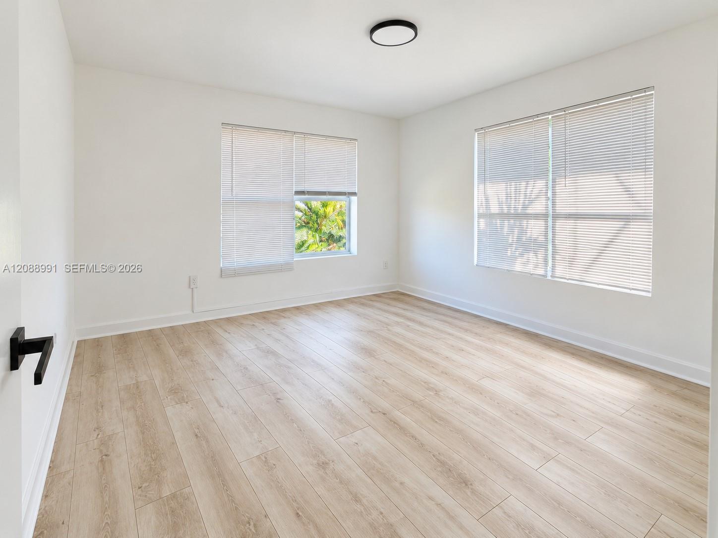 926 79th Ter # 8, Miami Beach FL 33141 photo 4